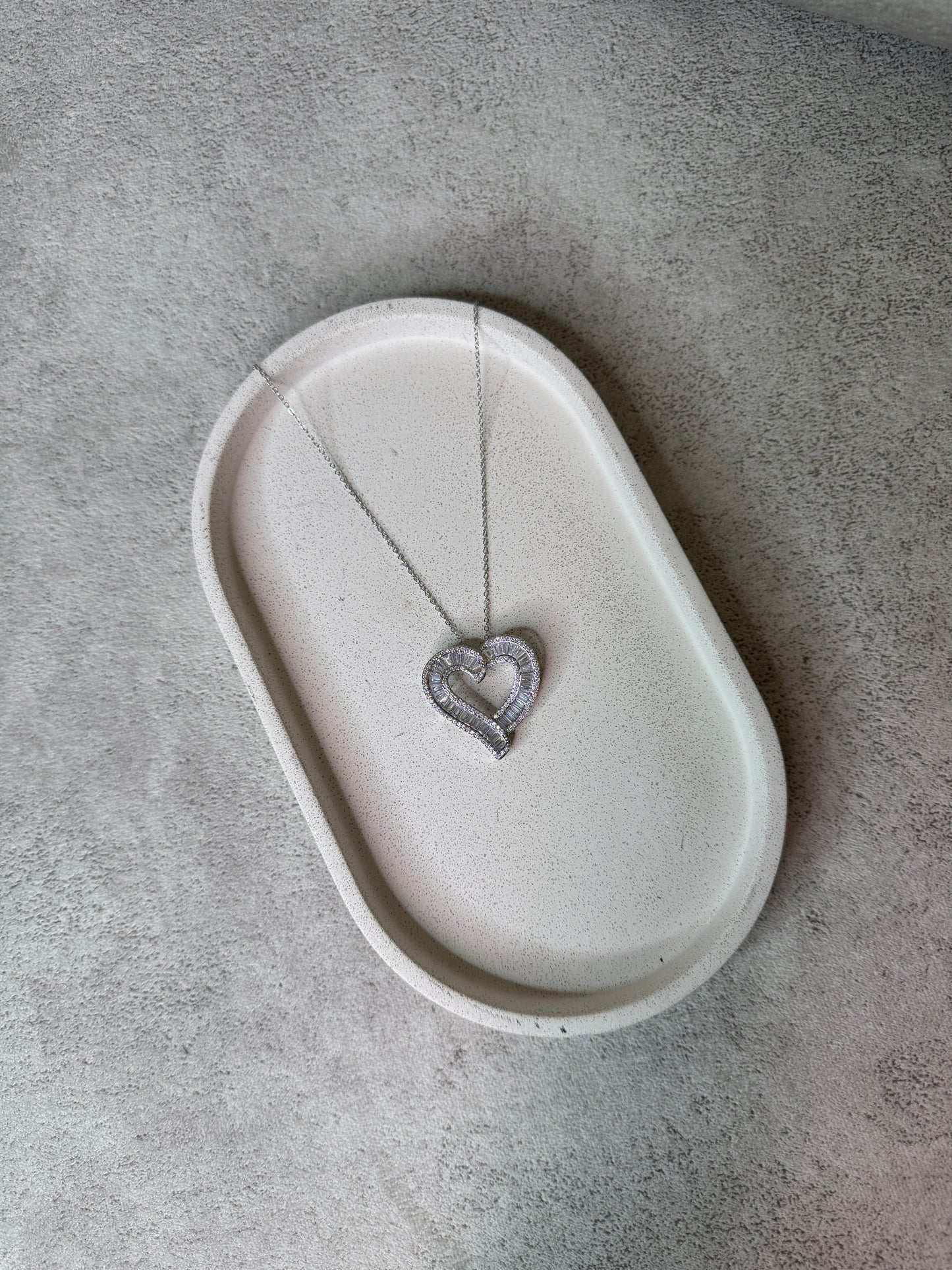 IN STOCK - LARGE LOVE HEART DIAMOND NECKLACE