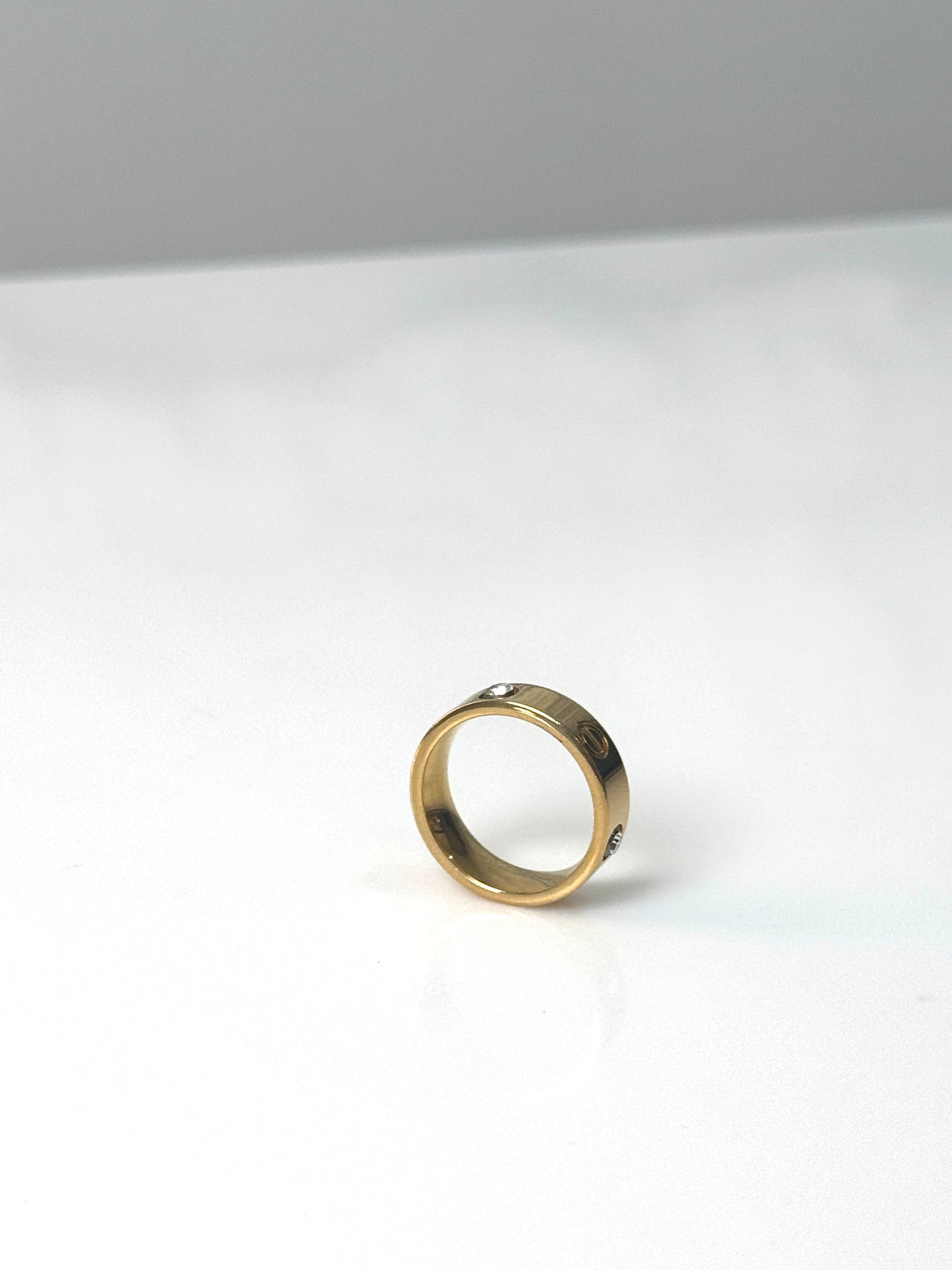 LOVE RING
