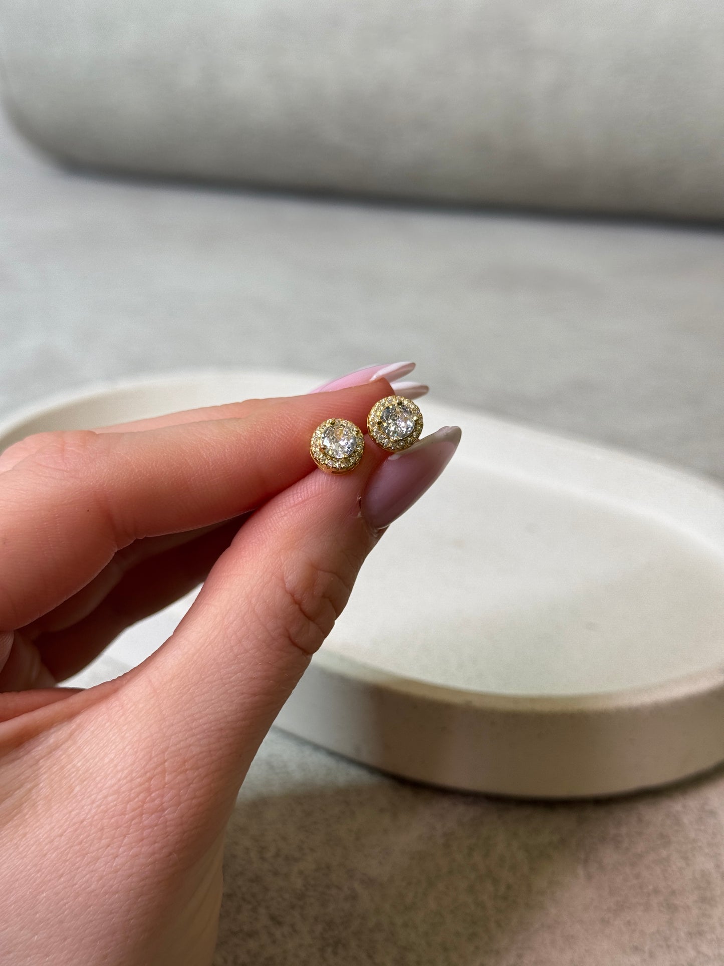 CIRCLE STUD DIAMOND EARRINGS GOLD