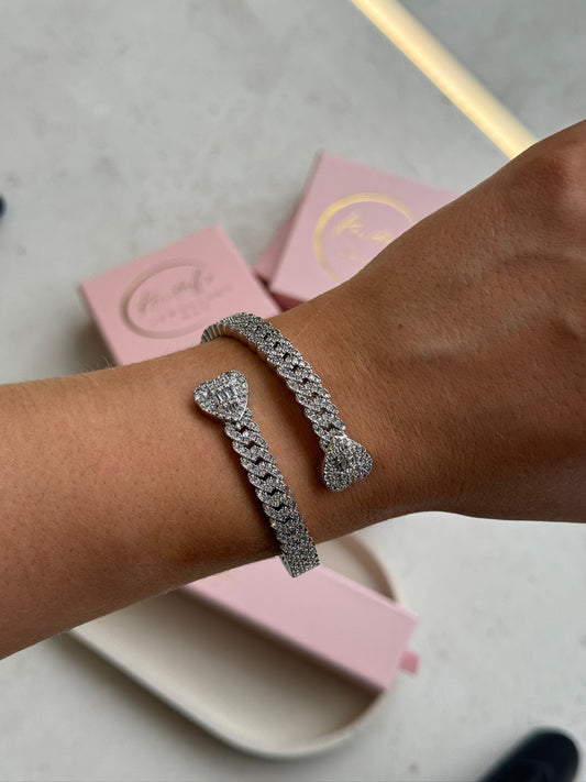 HEART BANGLE