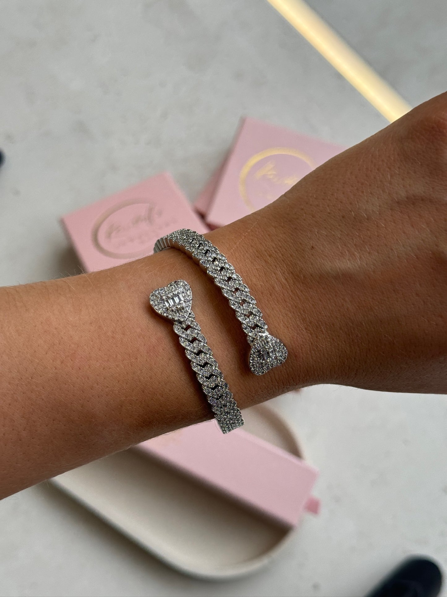 HEART BANGLE