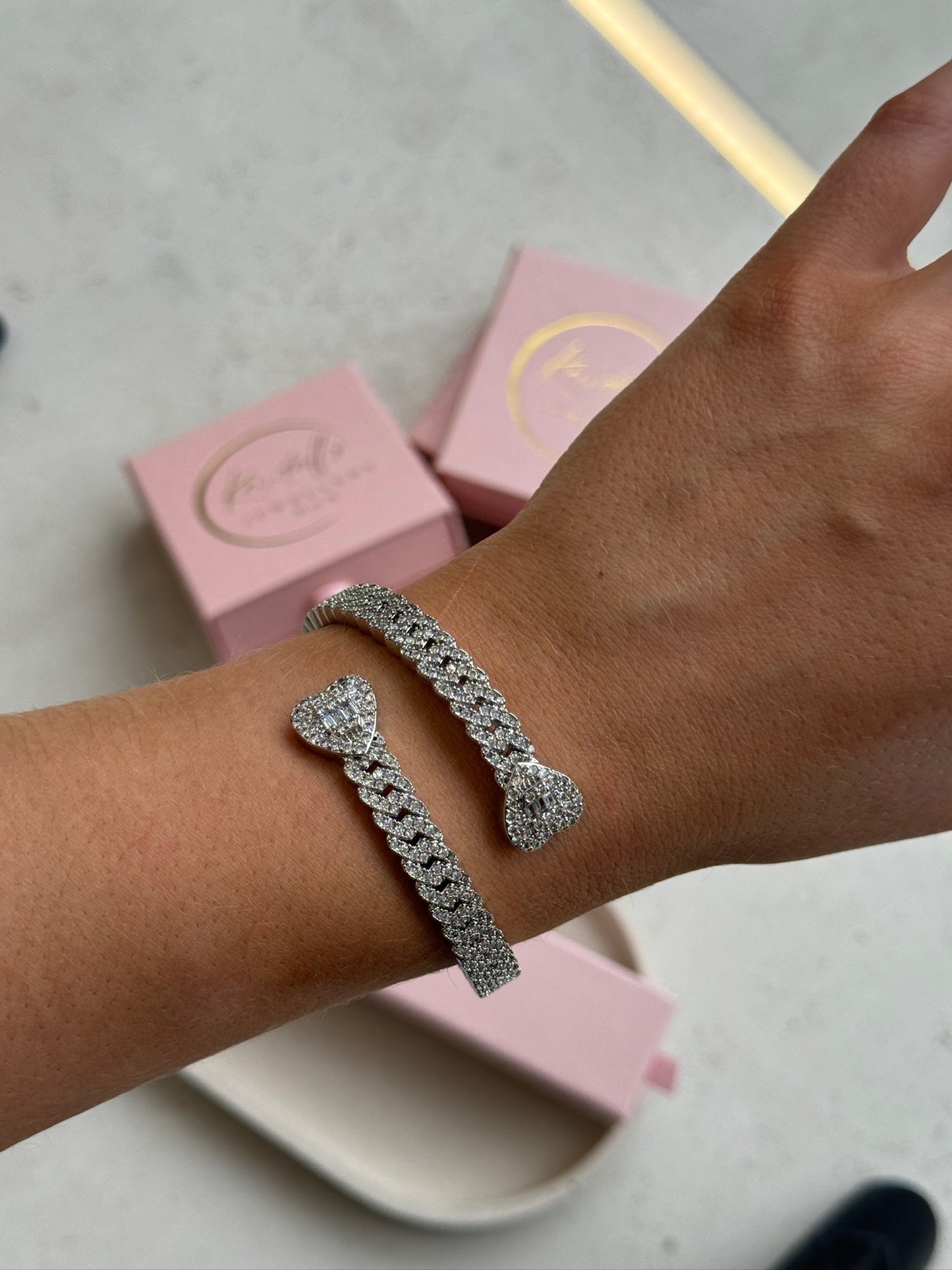 HEART BANGLE