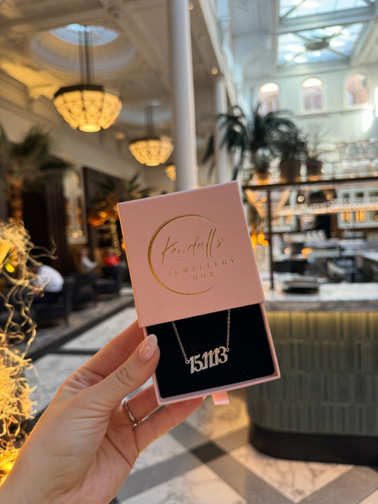 SPECIAL DATE NECKLACE