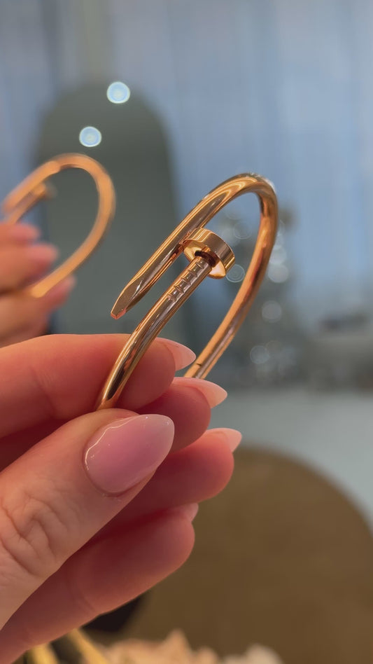 ROSE CLAW BANGLE