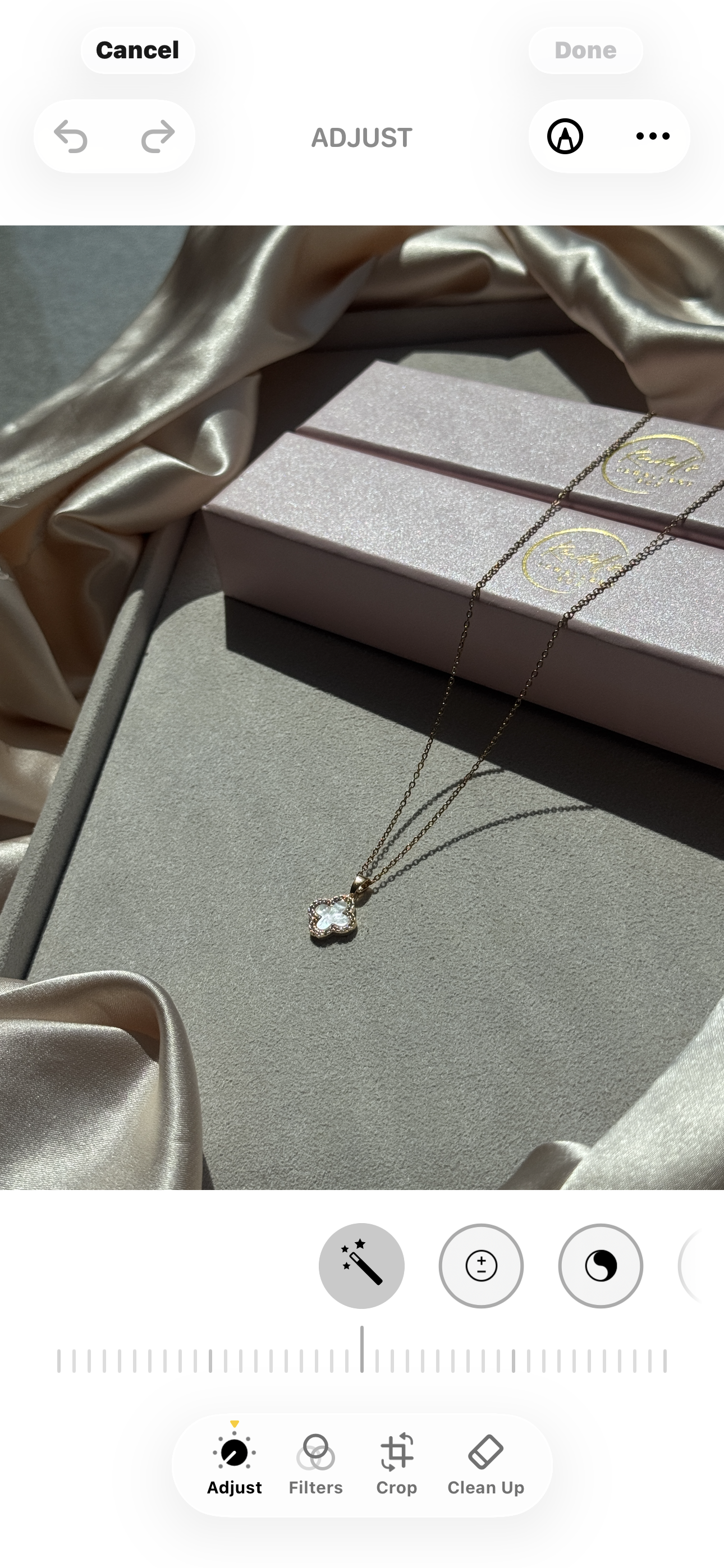 The Pearl Clover Necklace