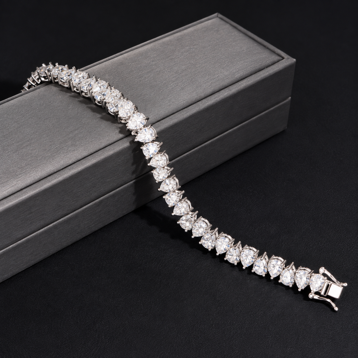 9CT White Gold Lab Diamond Pear Tennis Bracelet