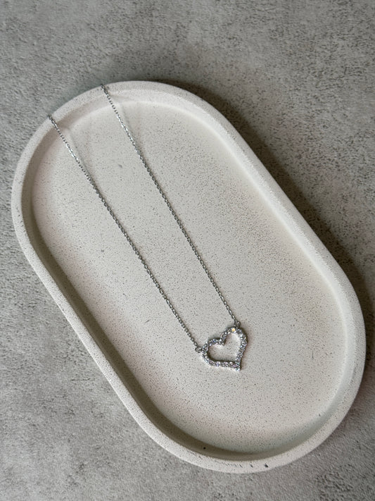 IN STOCK - CRYSTAL LOVE HEART NECKLACE